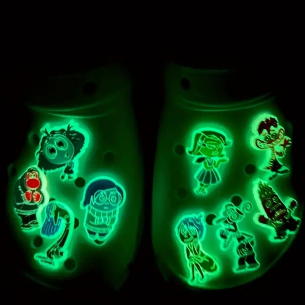 Classic Style Inside Out Series - 9pcs Plastic Luminous Shoe Charms, Glow